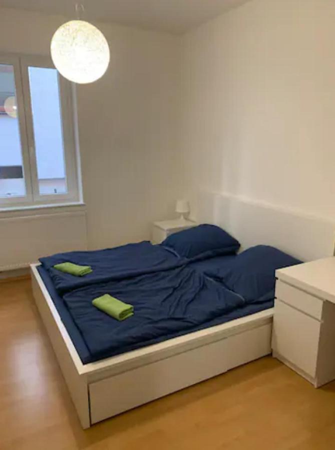 Privatzimmer Nahe Bahnhof Und City Wurzburgo Exterior foto